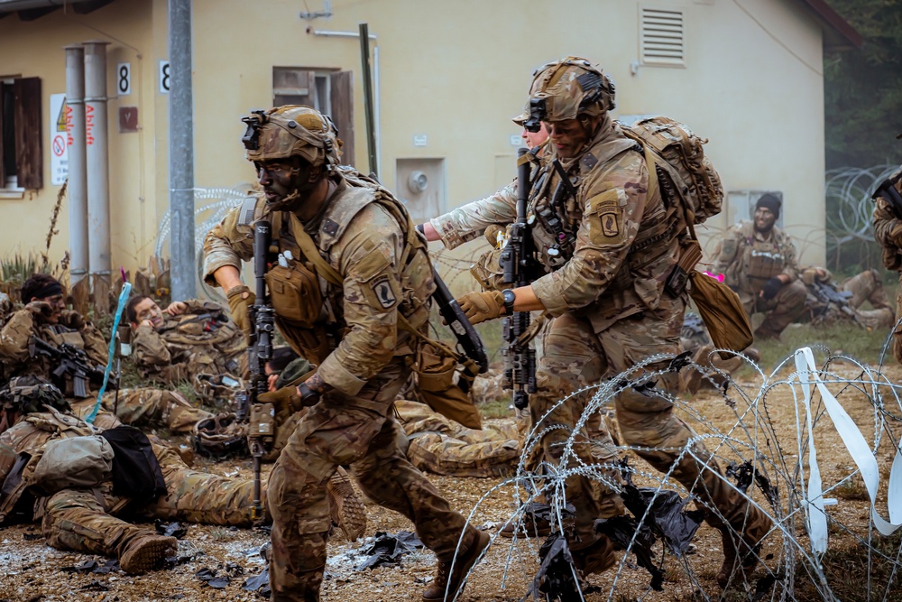 Sky Soldiers Attack Opposing Forces During Saber Junction 24