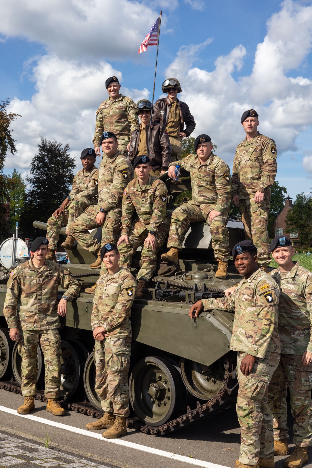 Operation Market Garden 80th Anniversary: Vintage Vehicle Convoy