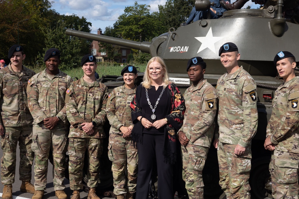 Operation Market Garden 80th Anniversary: Vintage Vehicle Convoy