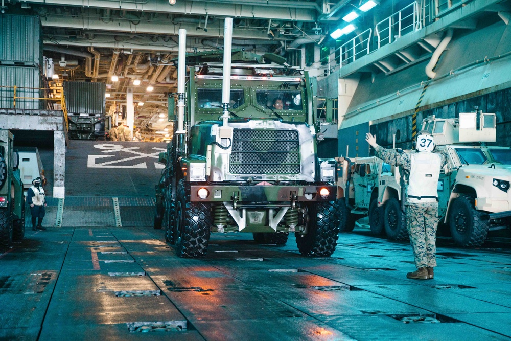 15th MEU Reembarks USS Boxer from South Korea