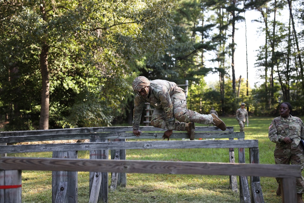 Best Squad Competition: Spc. Omari Easton, B Co., 781st MI Battalion (Cyber) 07