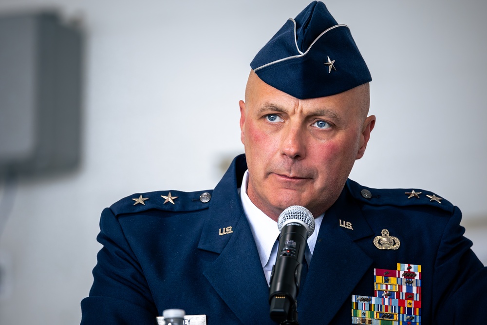 General Robert Kinney Returns to Maine for Promotion