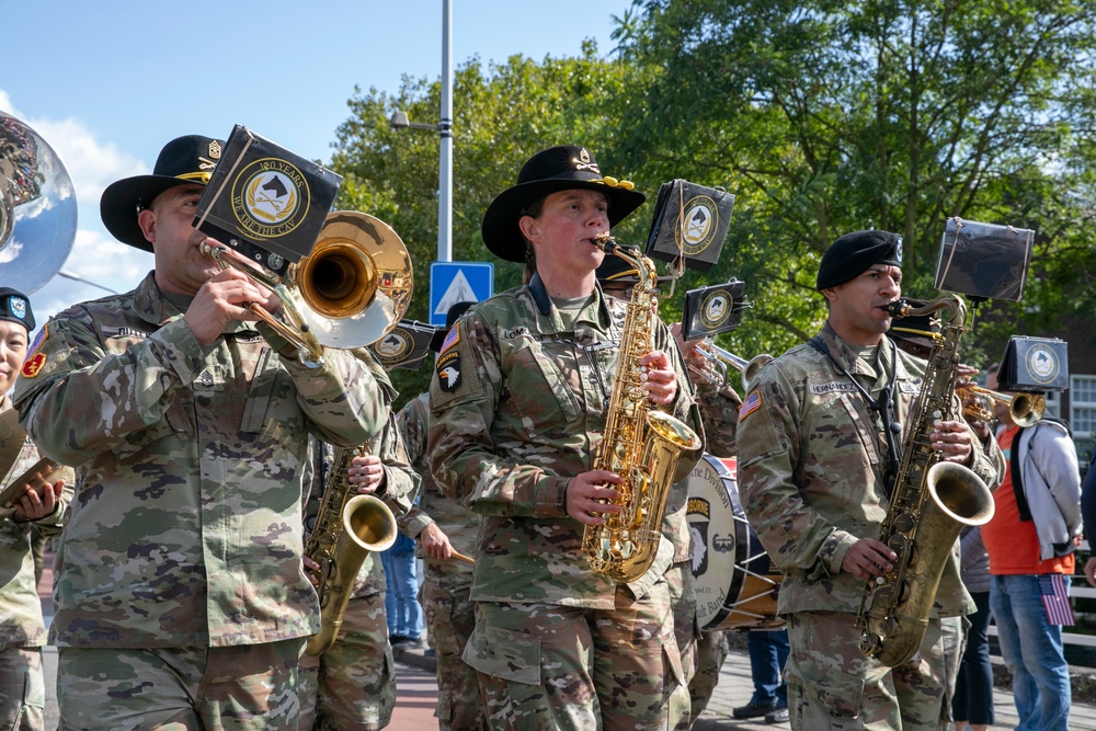Maastricht Parade: US Army Band marks 80th anniversary of Operation Market Garden