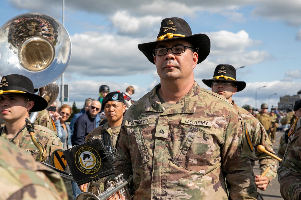 Maastricht Parade: US Army Band marks 80th anniversary of Operation Market Garden