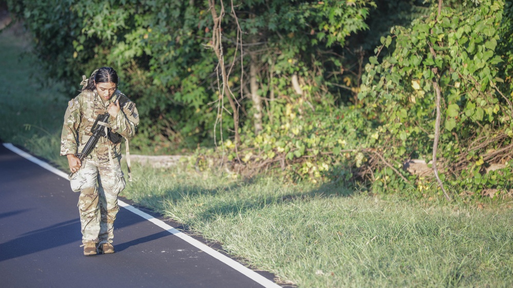 Soldiers Compete in DC Army National Guard Best Warrior Competition