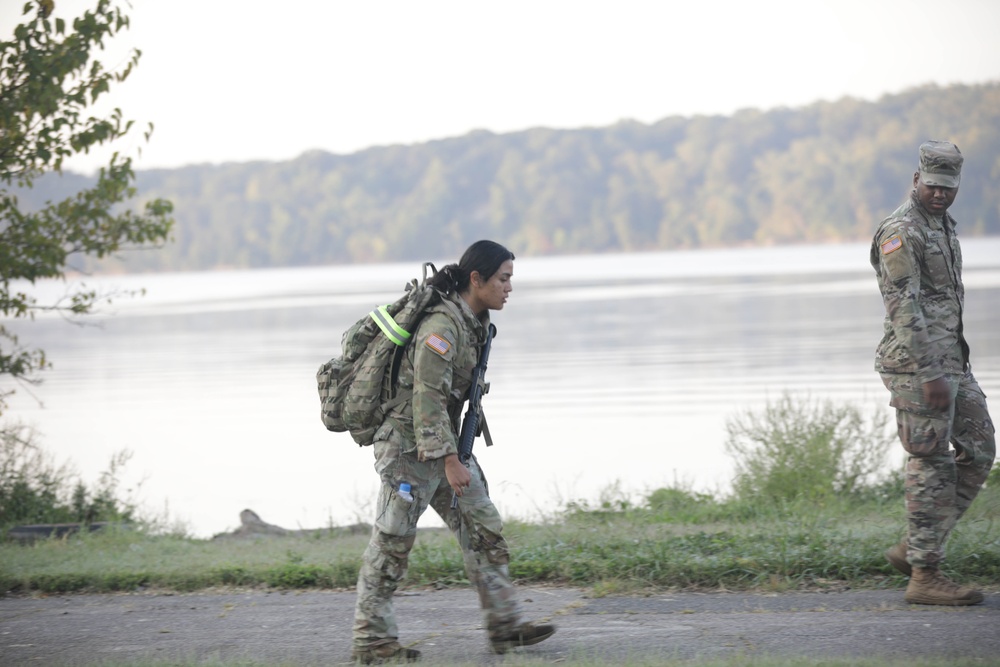 Soldiers Compete in DC Army National Guard Best Warrior Competition