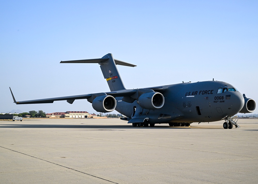 Aircraft on Flightline