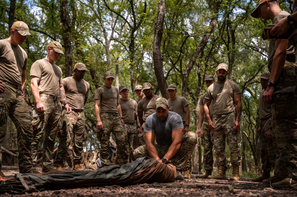 SERE Selection Shelter Demonstration
