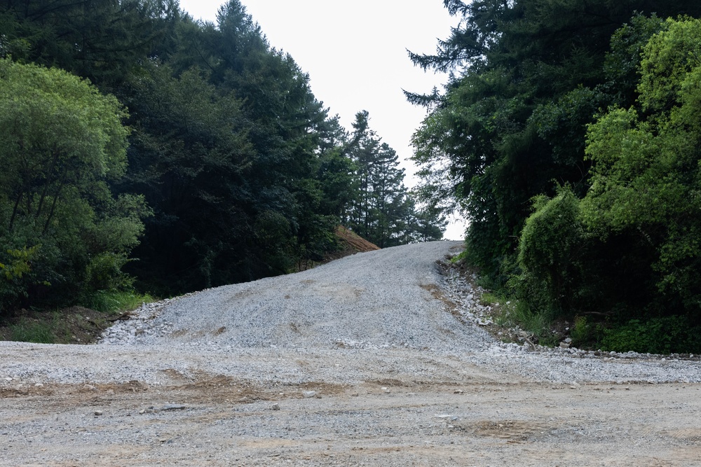 9th ESB Conducts Final Construction of Choctaw Road