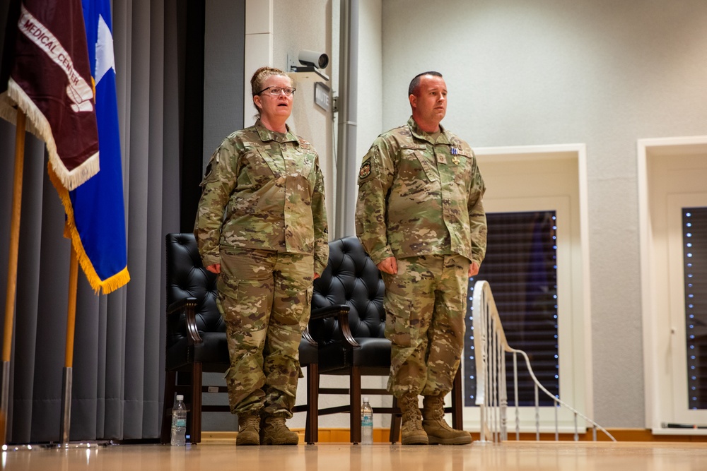 Landstuhl Regional Medical Center airman receives prestigious combat award