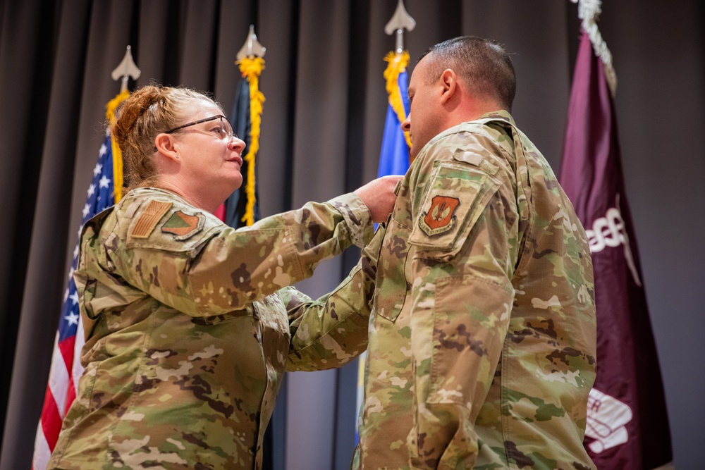 Landstuhl Regional Medical Center airman receives prestigious combat award