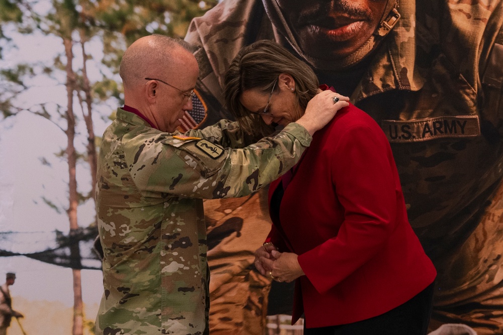 USAMMDA team gathers for command town hall, awards presentation