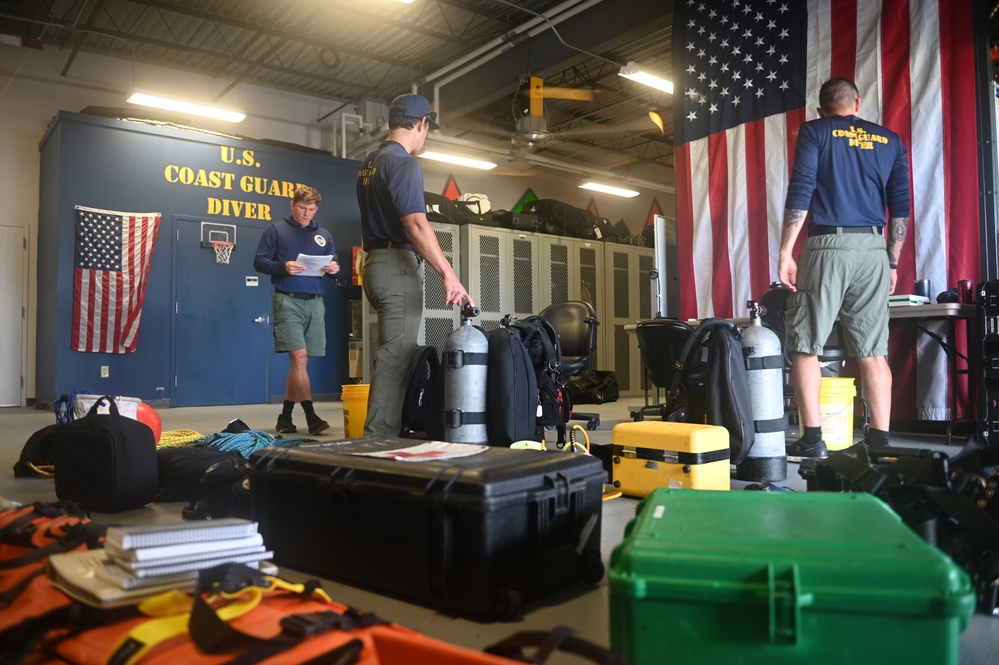 Coast Guard Divers