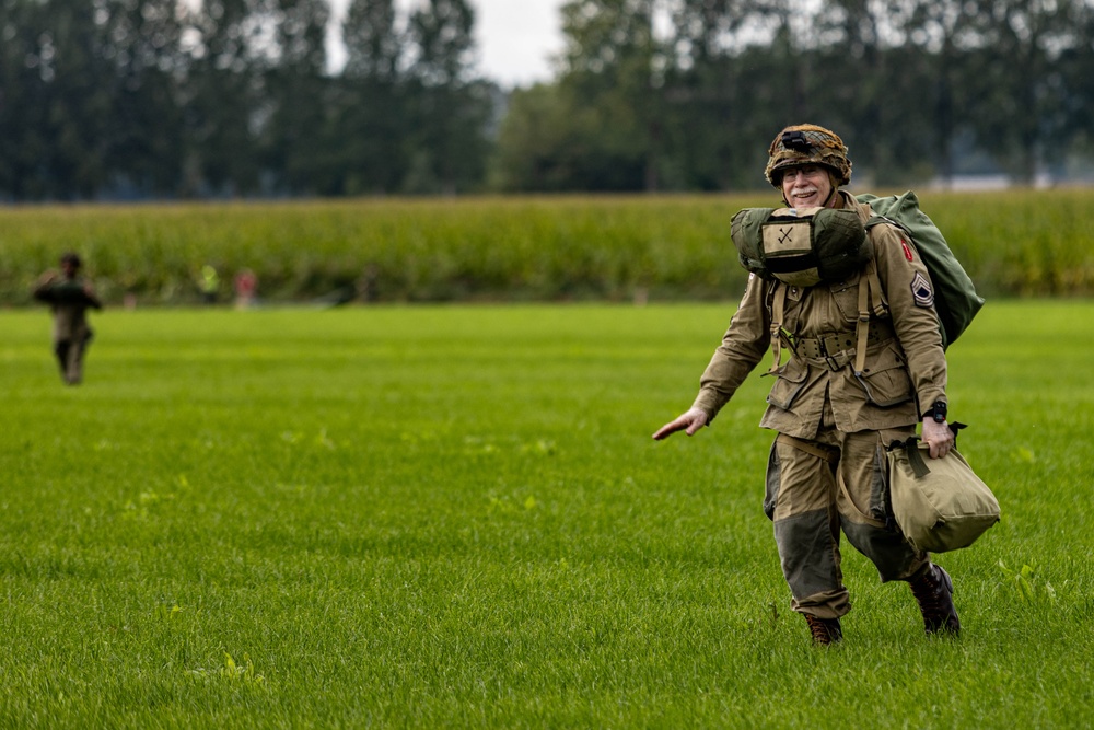 Operation Market Garden 80th Anniversary: Round Canopy Parachuting Team Jump