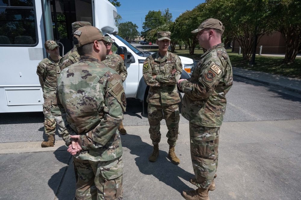 Expeditionary Center commander visits Pope Army Airfield