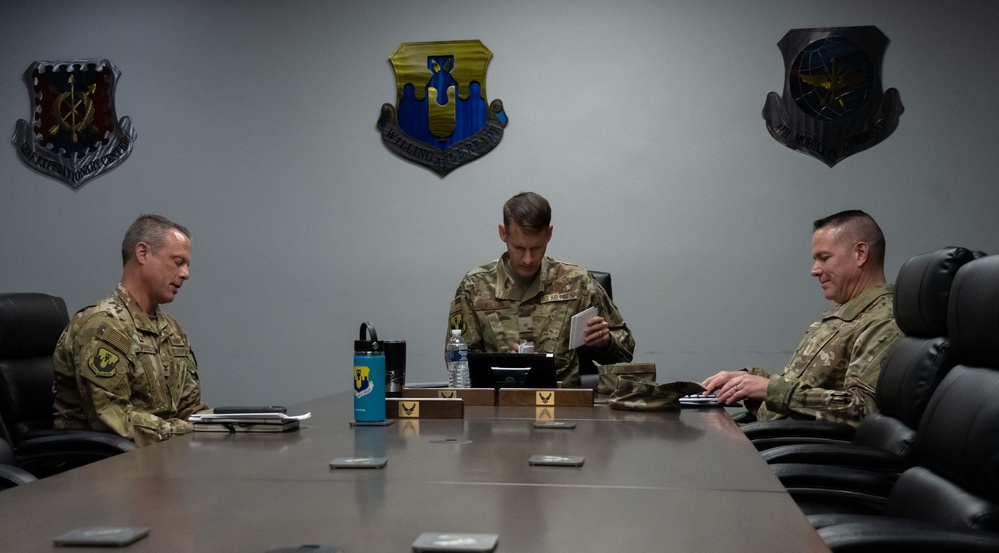 Expeditionary Center commander visits Pope Army Airfield