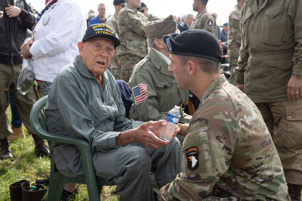 Operation Market Garden 80th Anniversary: Round Canopy Parachuting Team Jump