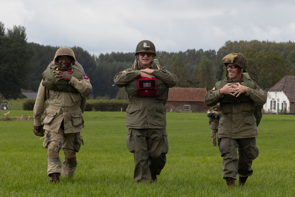 Operation Market Garden 80th Anniversary: Round Canopy Parachuting Team Jump