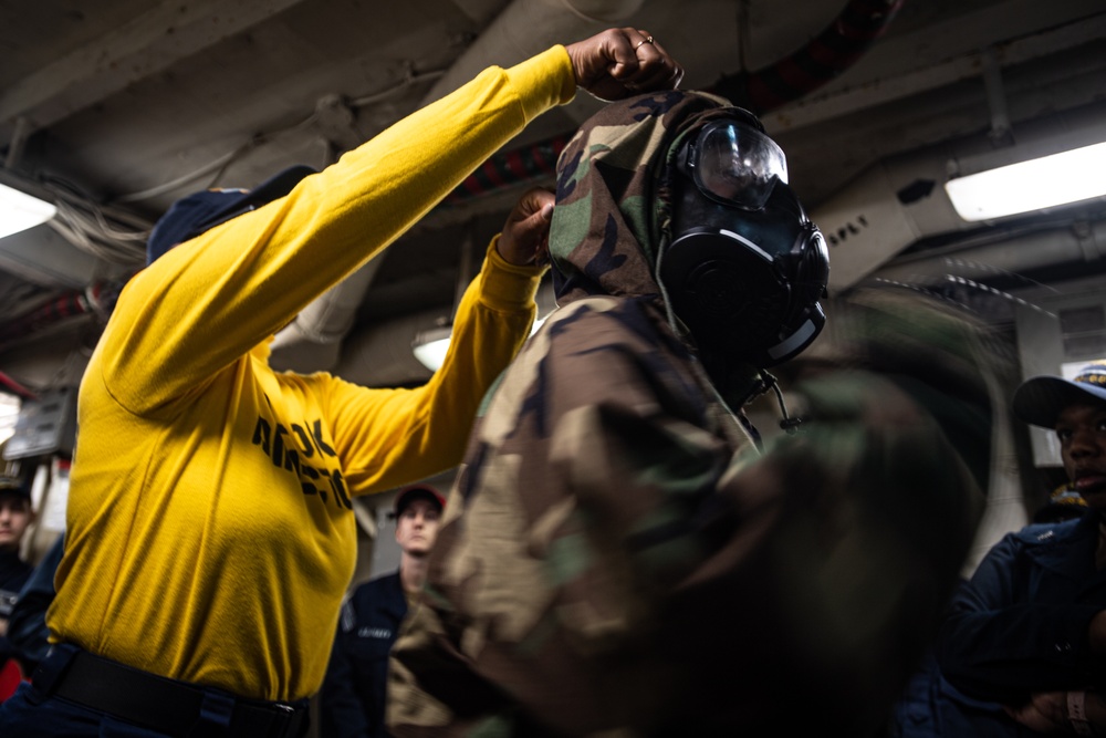 Nimitz Sailors Simulate Removing a Contaminated JSLIST