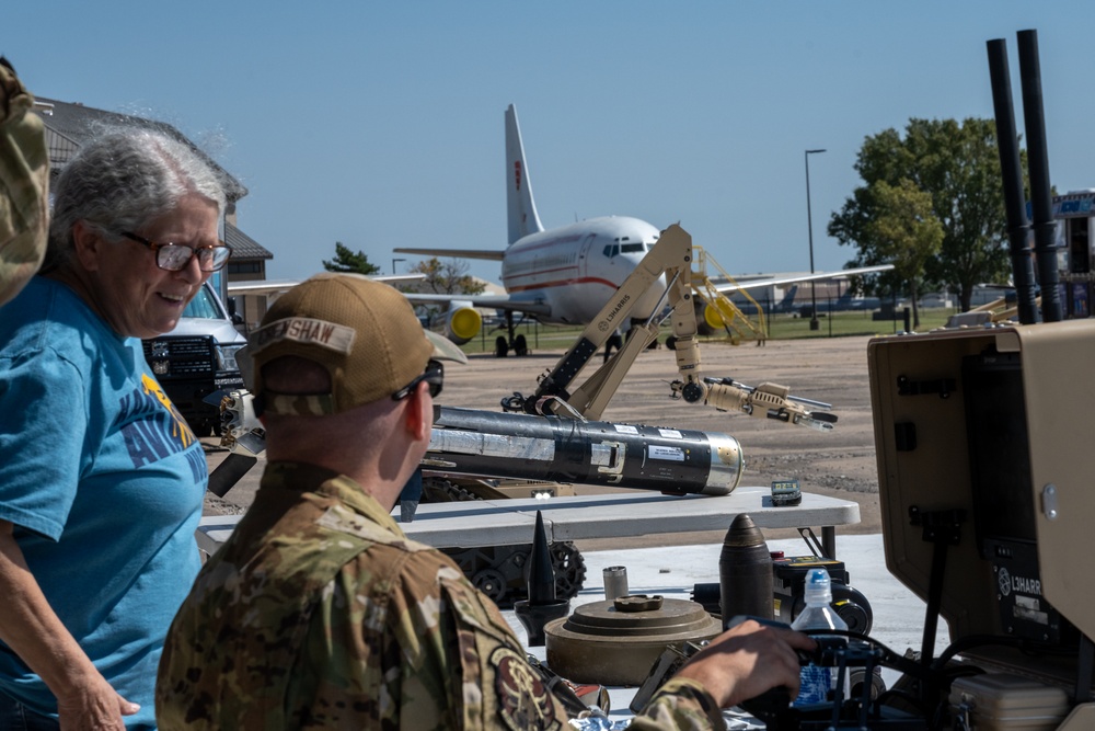 Airmen showcase equipment at Play on a Plane