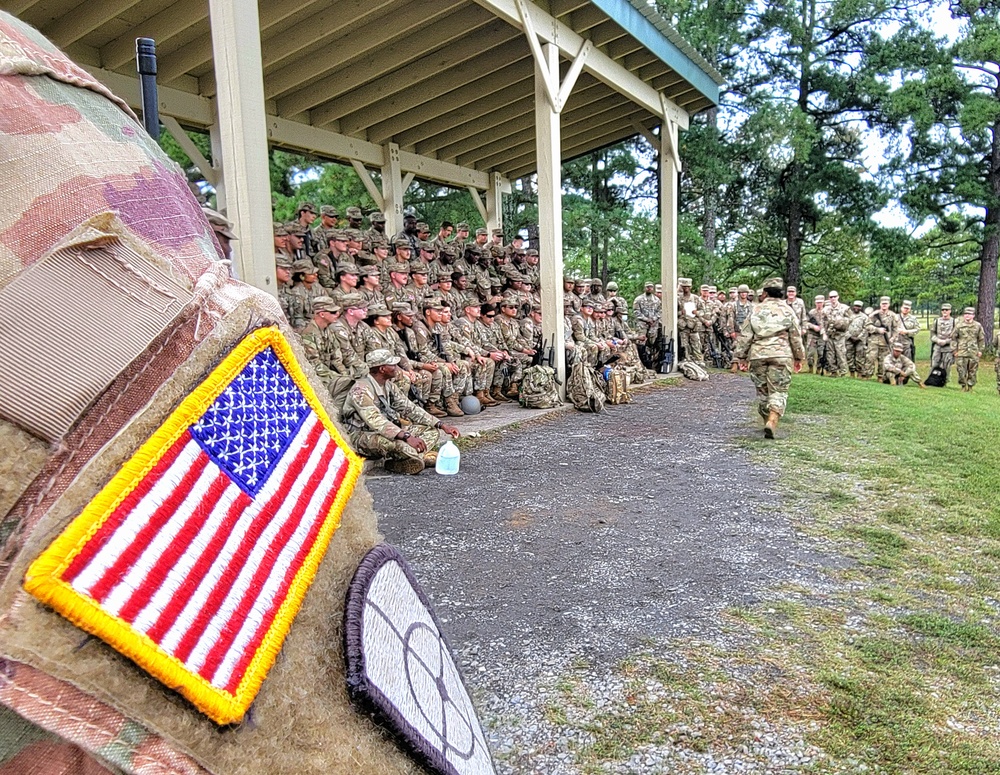 Brig. Gen. Seaberry visits soldiers