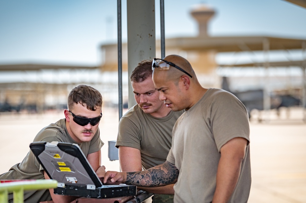 Heat, Dust, and Sweat: How Reserve Airmen Maintainers Power through the Arizona Sun