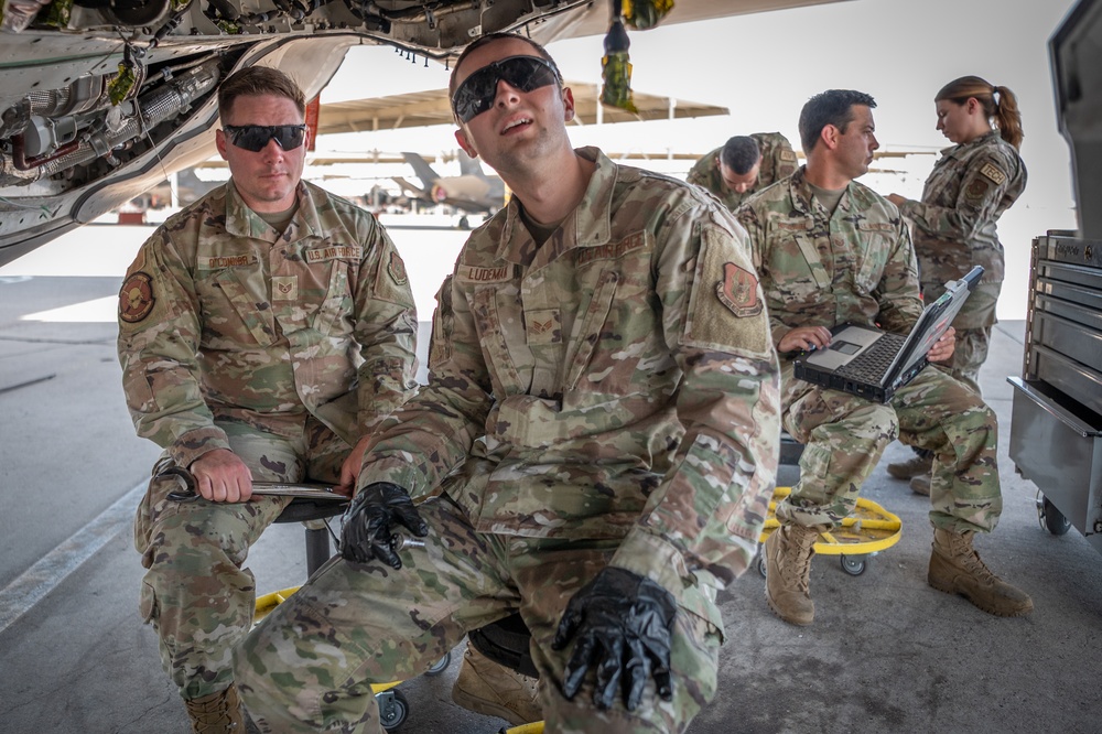 Heat, Dust, and Sweat: How Reserve Airmen Maintainers Power through the Arizona Sun