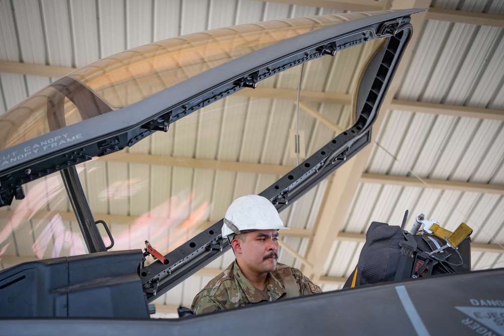 Heat, Dust, and Sweat: How Reserve Airmen Maintainers Power through the Arizona Sun