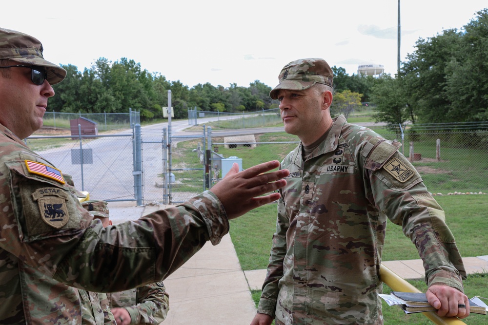 Command Sgt. Maj. Shawn Klosterman Visits 89th MP Bde.