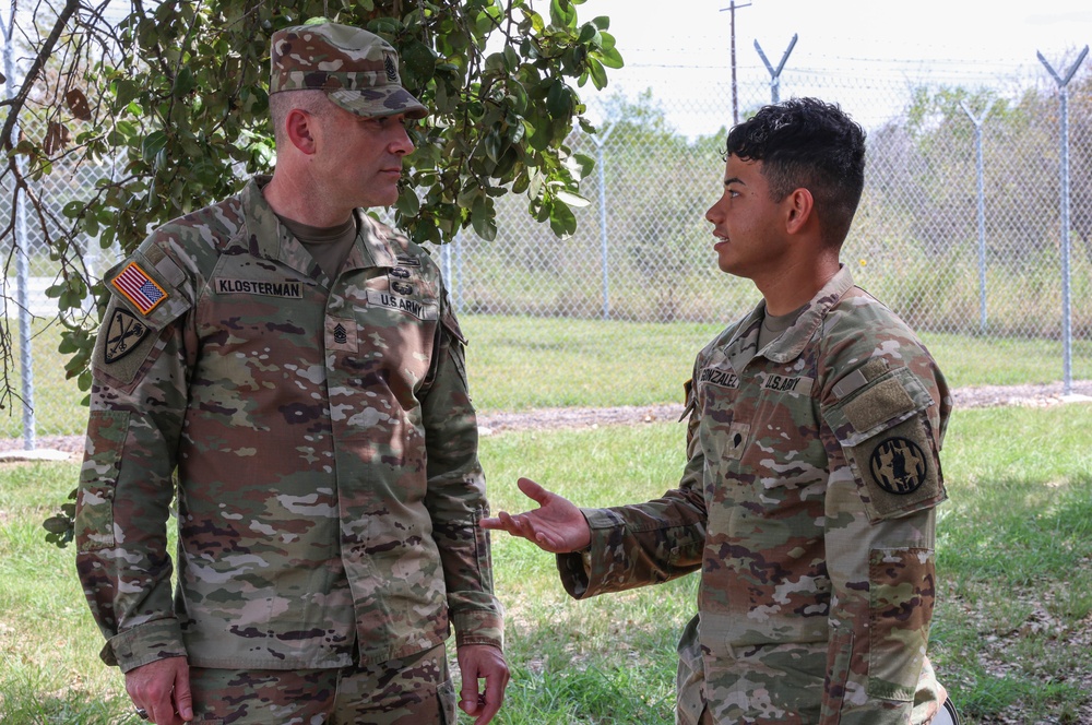 Command Sgt. Maj. Shawn Klosterman Visits 89th MP Bde.