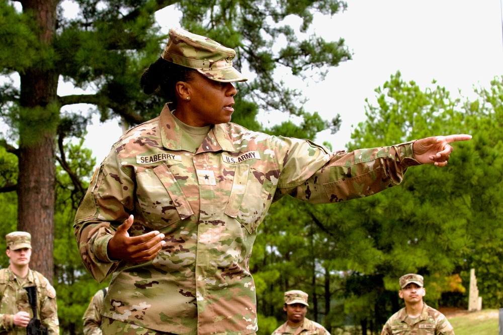 Brig. Gen. Seaberry visits soldiers