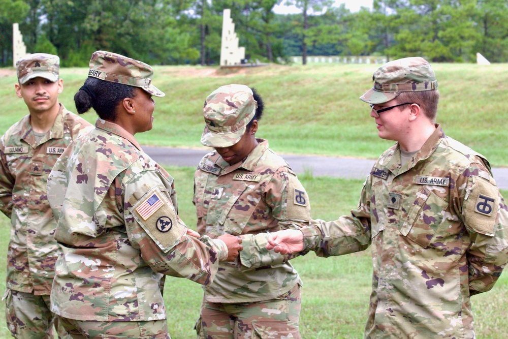 Brig. Gen. Seaberry visits soldiers