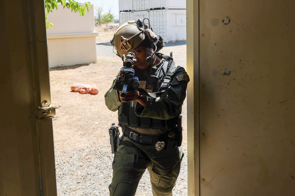 My Path to being the First Woman on Beale’s Tactical Response Team