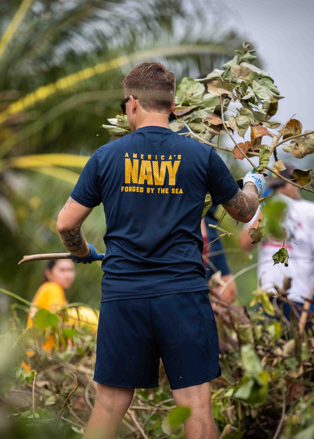 USS Chung-Hoon Sailors Conduct Namesake Visit In Hawaii