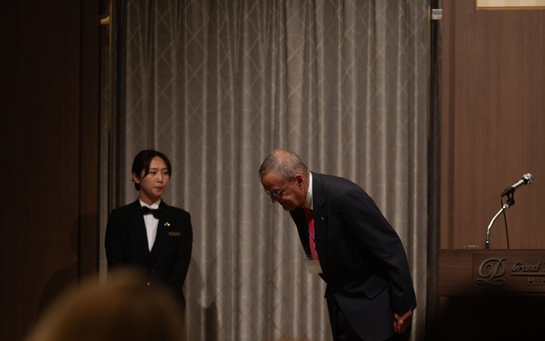 An Apple a Day: Iwakuni and Hiroshima medical executive symposium