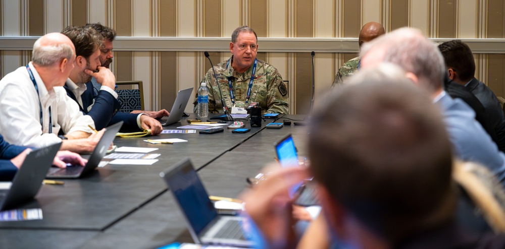 Hecker discusses Operational Focus Areas, Alliance readiness during media roundtable