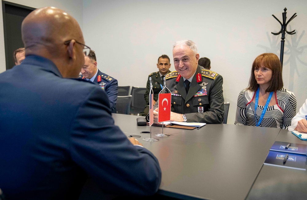 CJCS Meets with Turkey CHOD