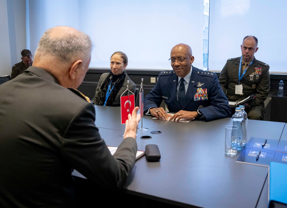 CJCS Meets with Turkey CHOD