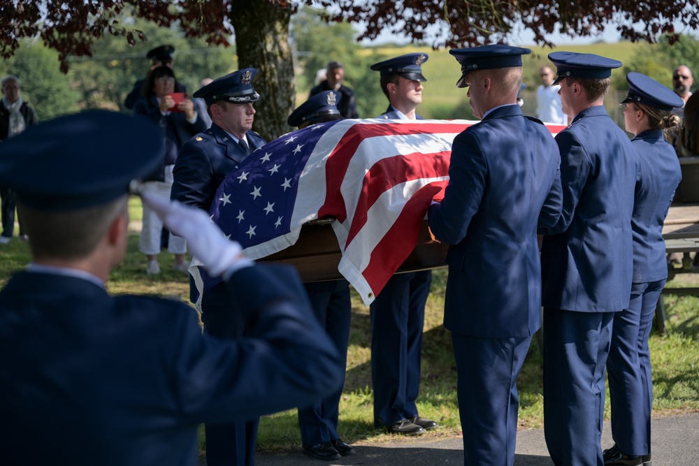 WWI Ace Capt. Hamilton Coolidge Reinterred in Chevières After 106 Years