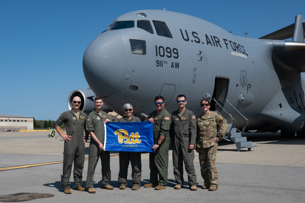 Alma mater: 911th AW crew of Pitt grads conducts flyover for Backyard Brawl