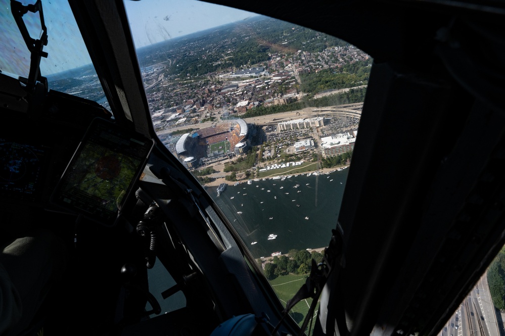 Alma mater: 911th AW crew of Pitt grads conducts flyover for Backyard Brawl