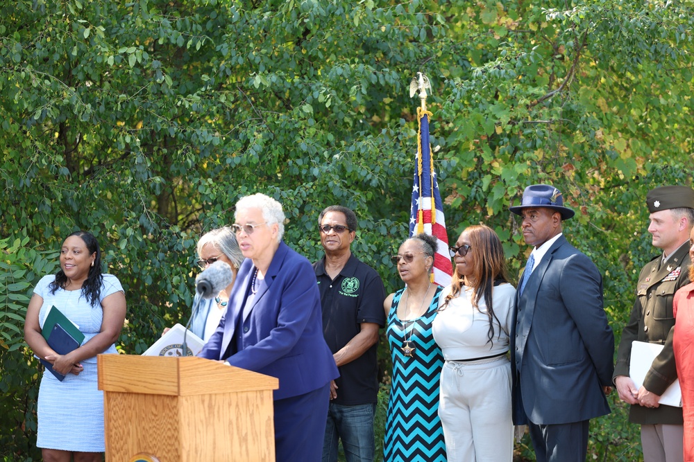 USACE and officials celebrate Dixmoor Water Main replacement