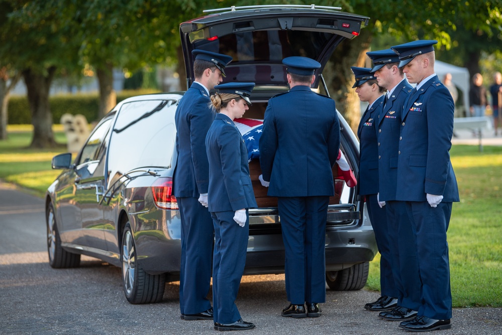 WW1 Ace Capt. Hamilton Coolidge Reinterred in Chevières After 106 Years