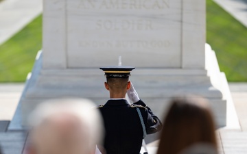 Members of Leadership VA Participate in a Public Wreath-Laying Ceremony at the Tomb of the Unknown Soldier