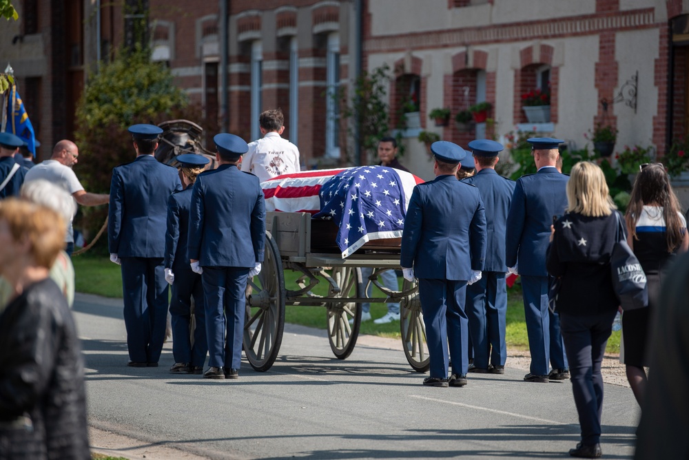 WW1 Ace Capt. Hamilton Coolidge Reinterred in Chevières After 106 Years