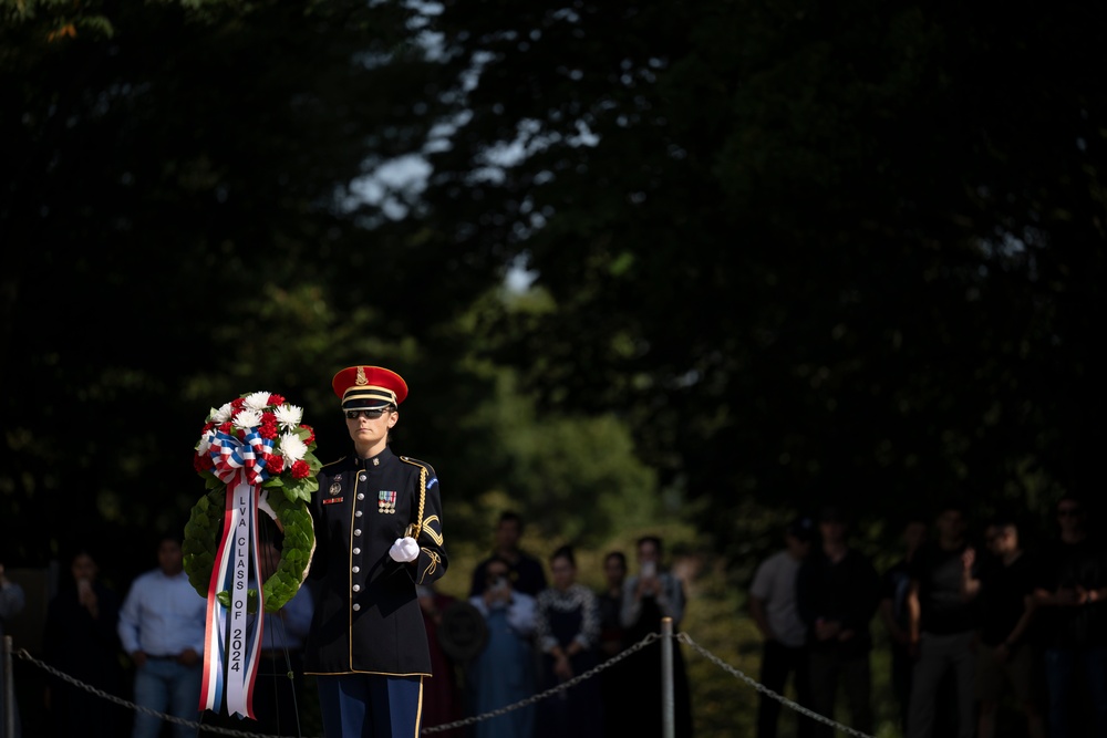 Members of Leadership VA Participate in a Public Wreath-Laying Ceremony at the Tomb of the Unknown Soldier