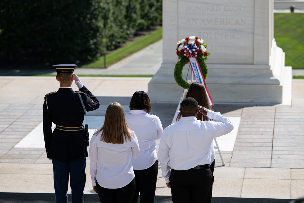 Members of Leadership VA Participate in a Public Wreath-Laying Ceremony at the Tomb of the Unknown Soldier