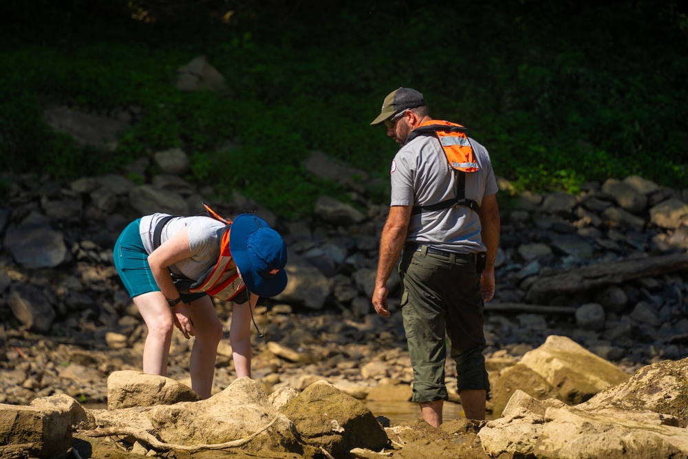 Employees from the U.S. Army Corps of Engineers Louisville District help to relocate mussels at Green River near Brownsville, KY, Sep. 6, 2024.