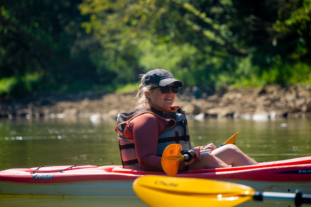 Employees from the U.S. Army Corps of Engineers Louisville District help to relocate mussels at Green River near Brownsville, KY, Sep. 6, 2024