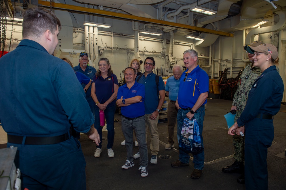 USS Lexington (CV-16) Museum staff tours USS Carl Vinson